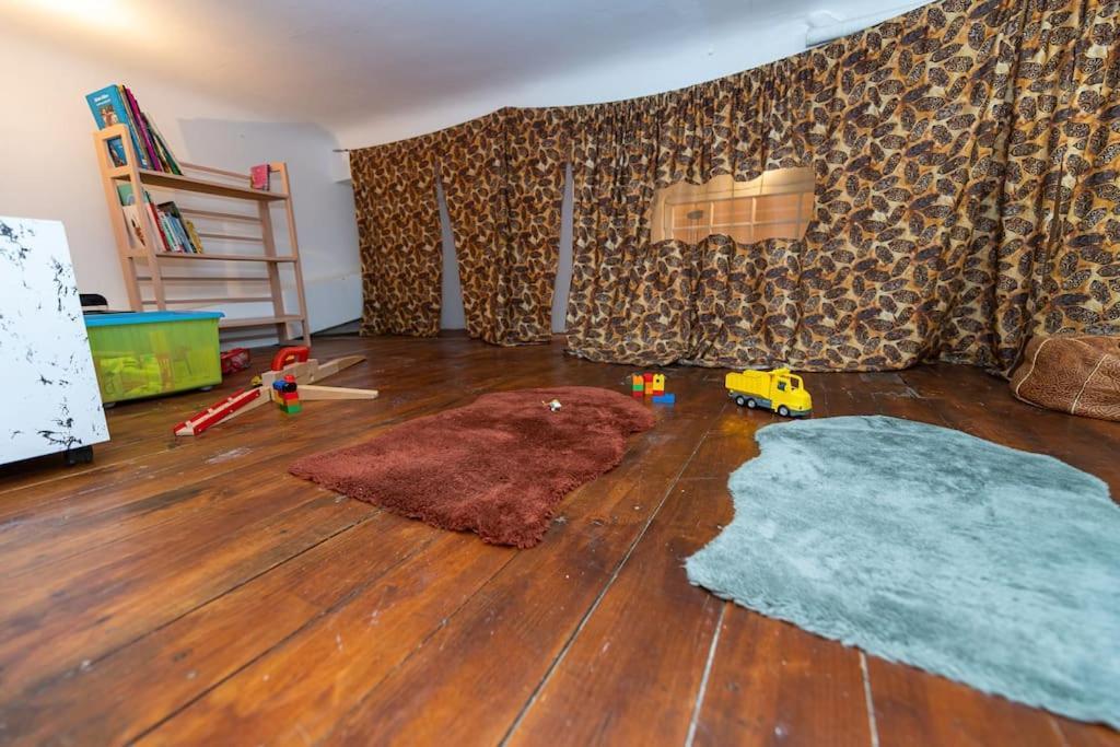 Anna-Maria : Grand Appartement 10 Personnes+Parking Prive -Actif+ Location- Марсель Экстерьер фото